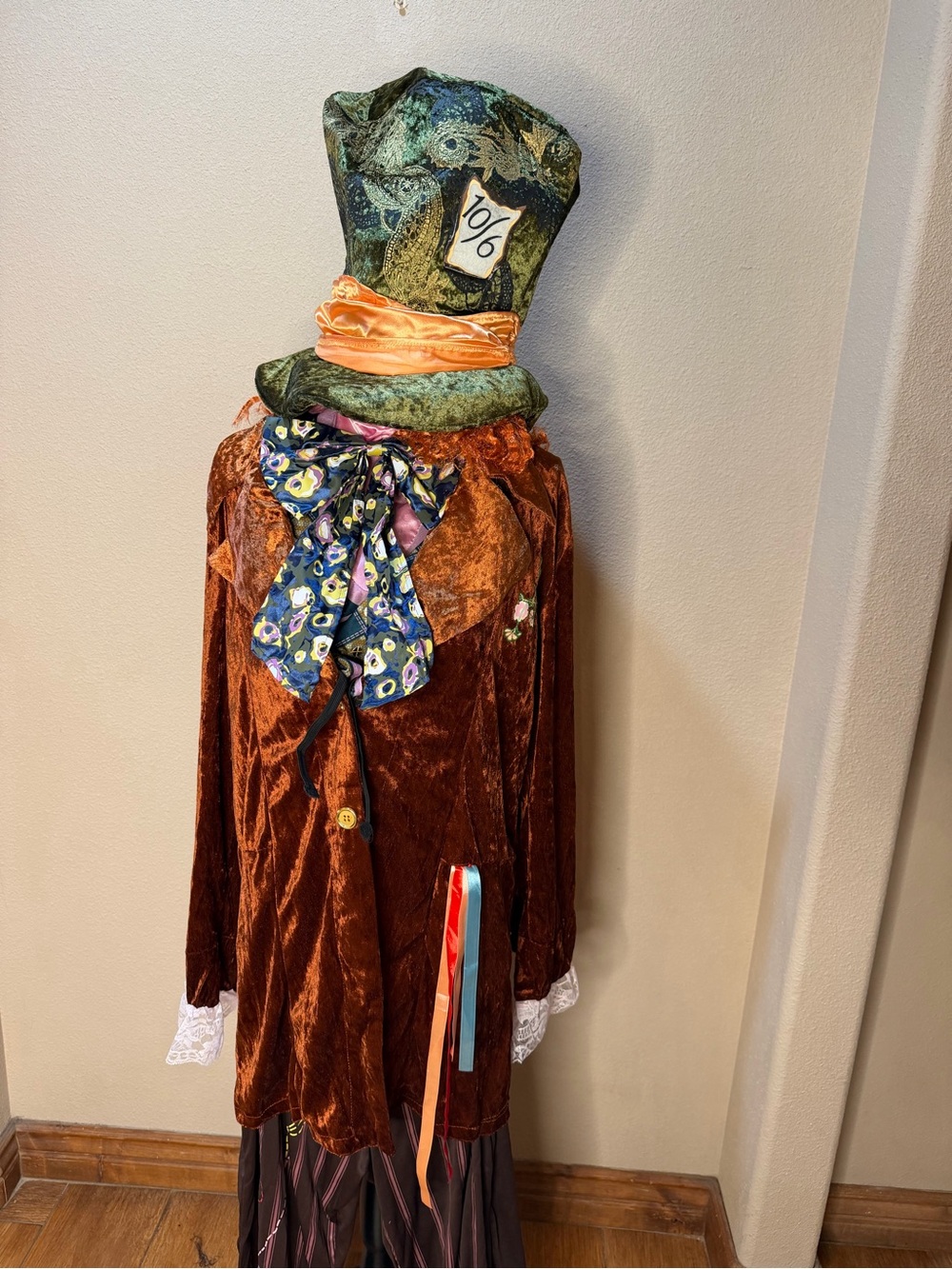 Disney Men’s Mad Hatter Velvet Costume with Green Top Hat and bow and pants! OS!